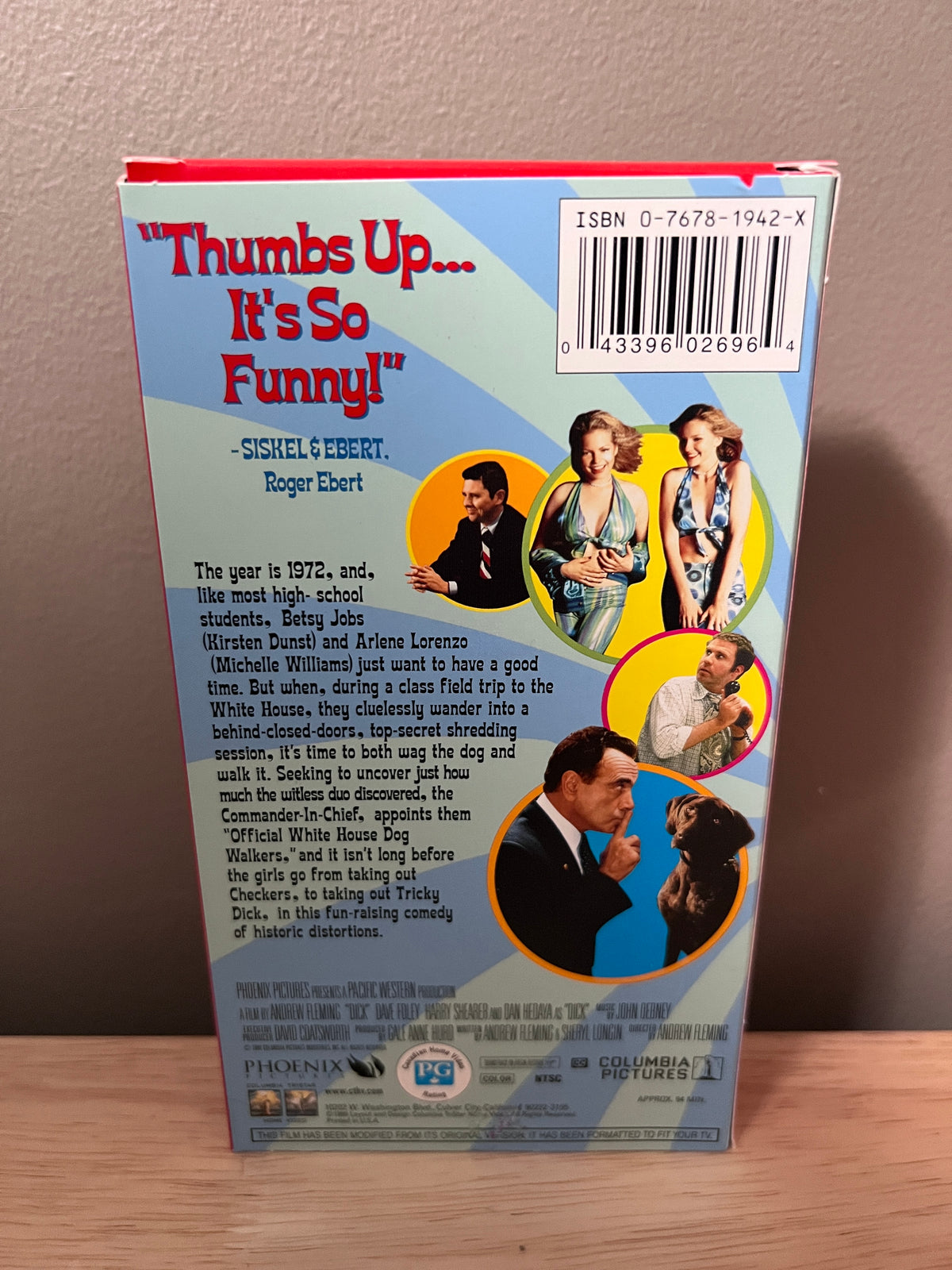 Back packaging of Dick VHS