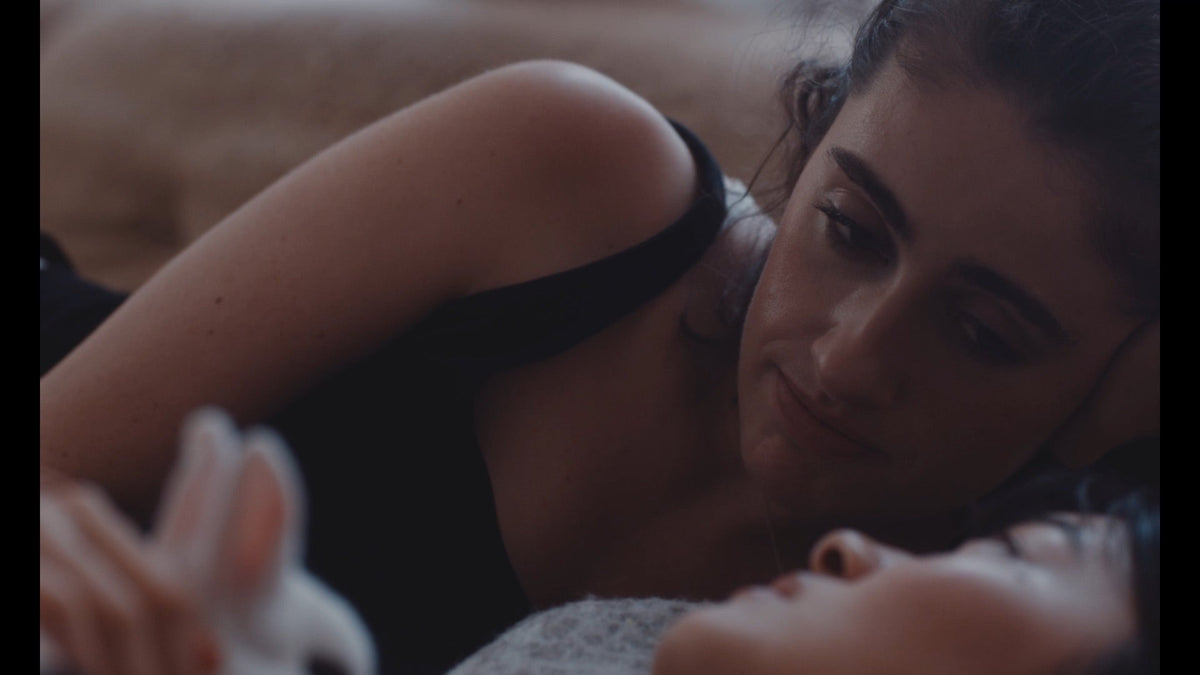 Bunnylovr - film still 1
