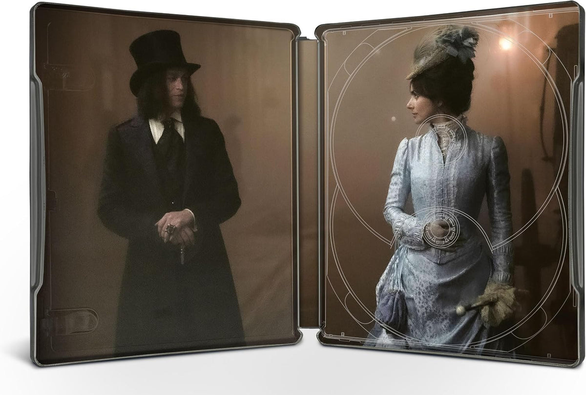Inside case of Dracula (2025) Limited Edition Steelbook (UK Import) [4K Ultra HD + Blu-ray]