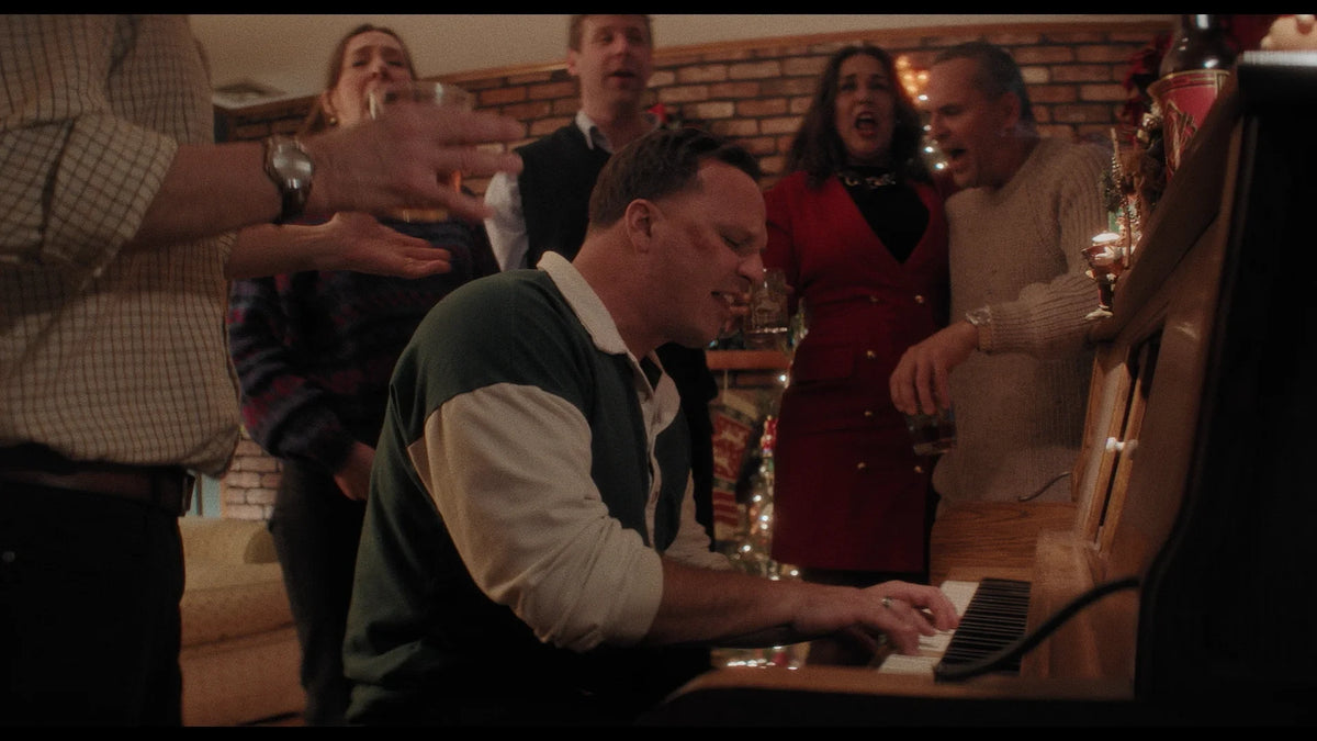 Screen grab 6 of Christmas Eve In Miller's Point [Blu-ray]