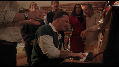 Screen grab 6 of Christmas Eve In Miller's Point [Blu-ray]