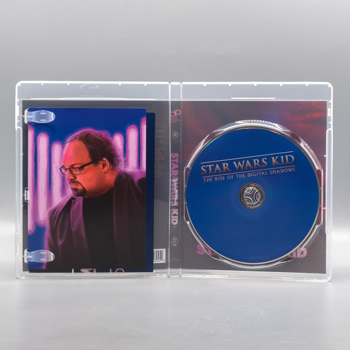 Open case showing disc art of Star Wars Kid: The Rise of the Digital Shadows [Blu-ray]