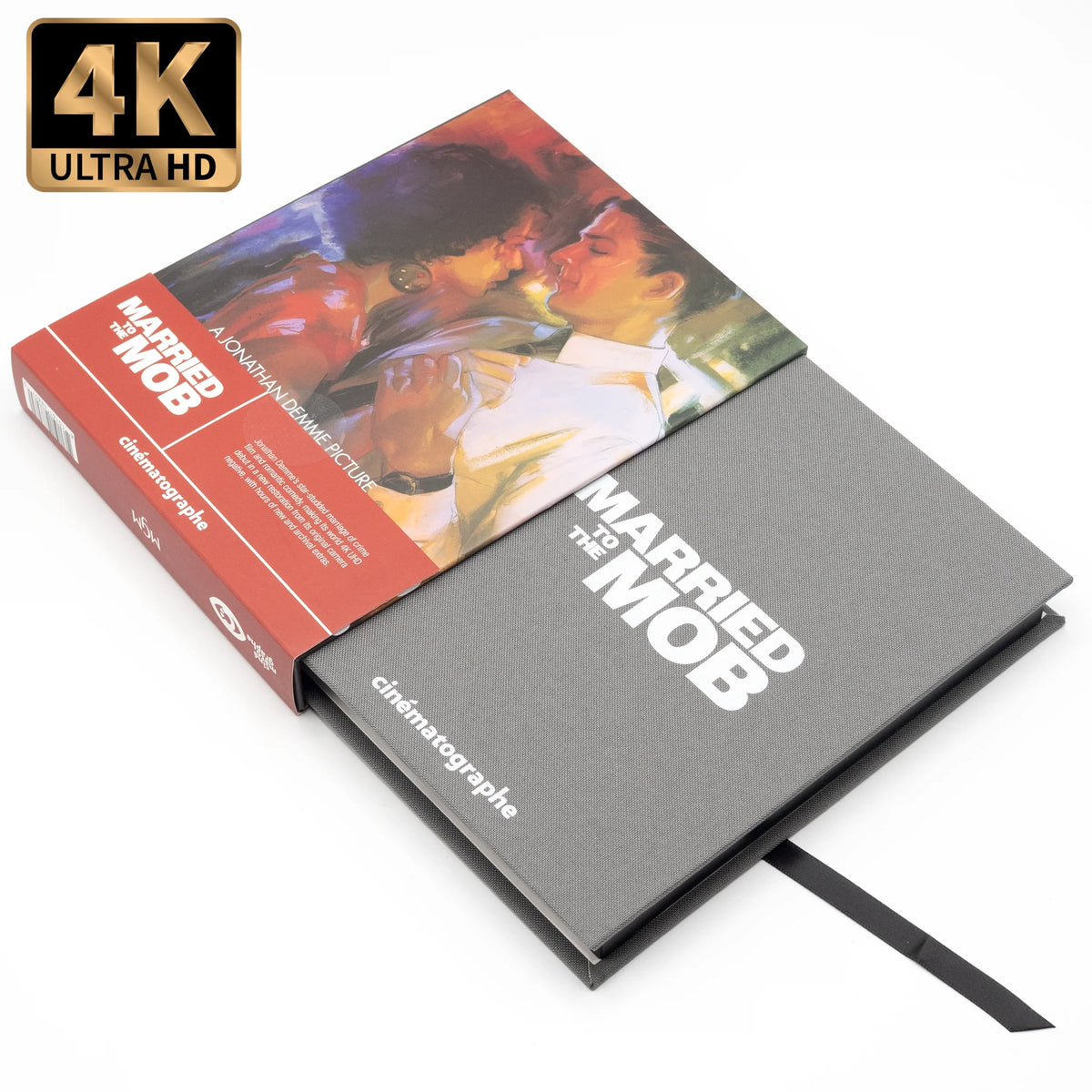 Box contents of Married to the Mob [4K Ultra HD + Blu-ray]