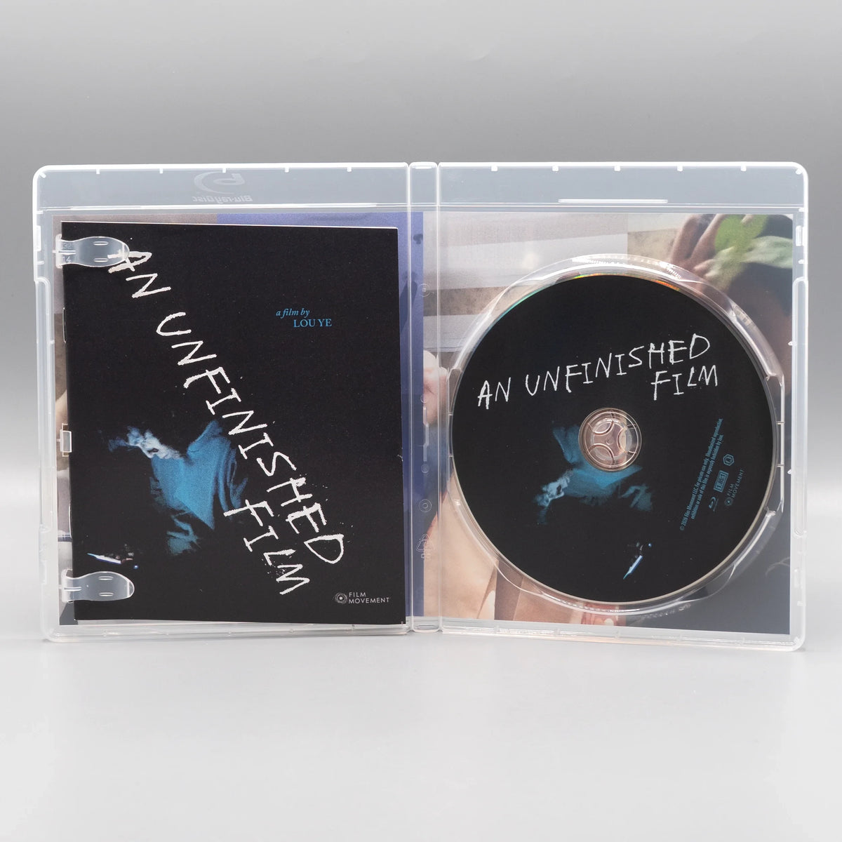 Open case showing disc art of An Unfinished Film [Blu-ray]