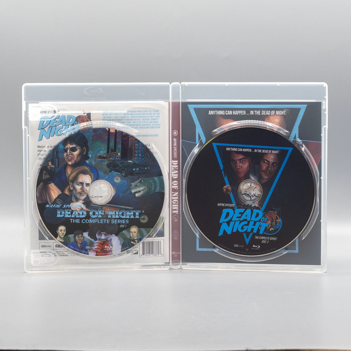 Open case of Dead of Night [Blu-ray]