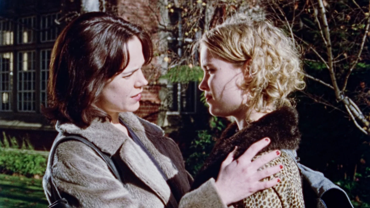 Screen grab 2 of Love and Other Catastrophes [Blu-ray]