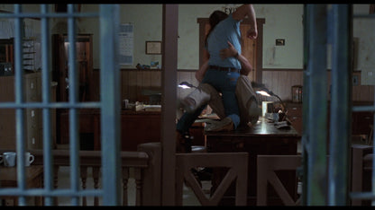 Screen grab 4 of Sweet Sixteen [4K Ultra HD + Blu-ray]