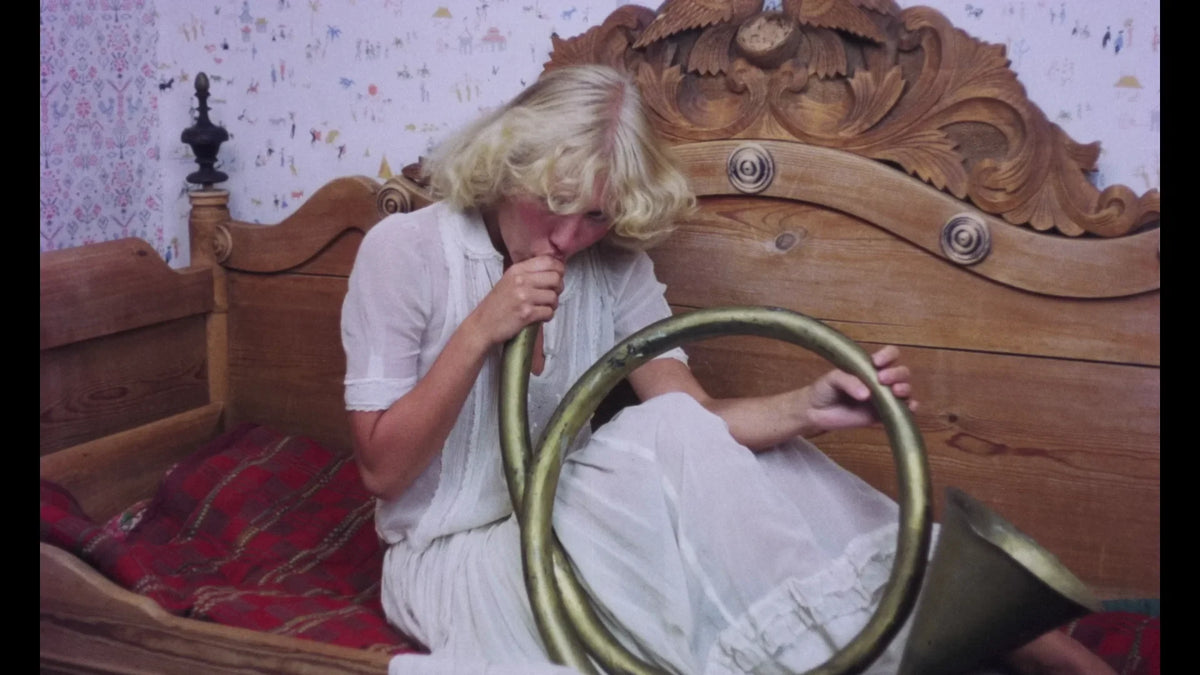 Screen grab 4 of Come Blow the Horn! [Blu-ray]