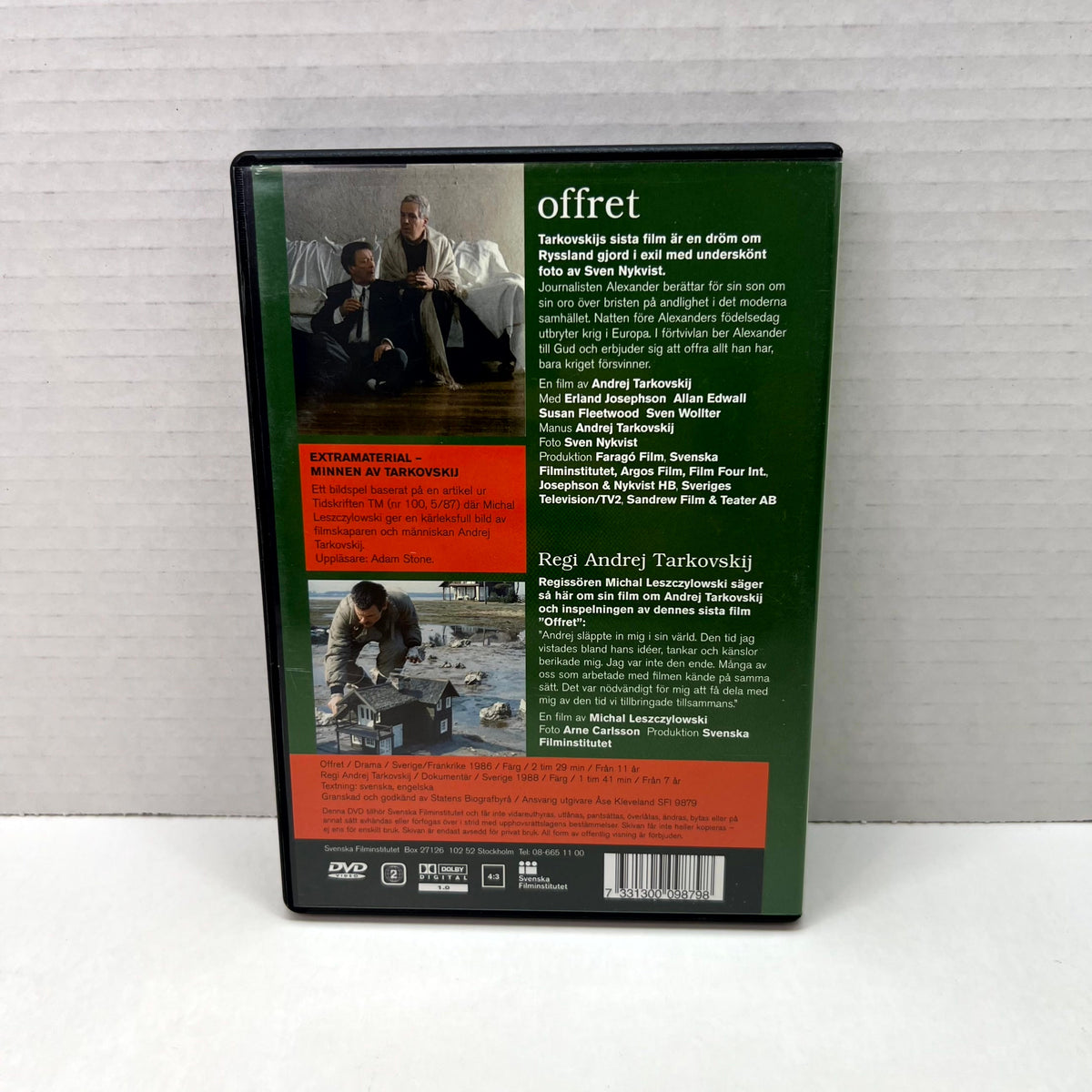 Back cover of Offret aka The Sacrifice (Swedish, Region 2) [DVD]