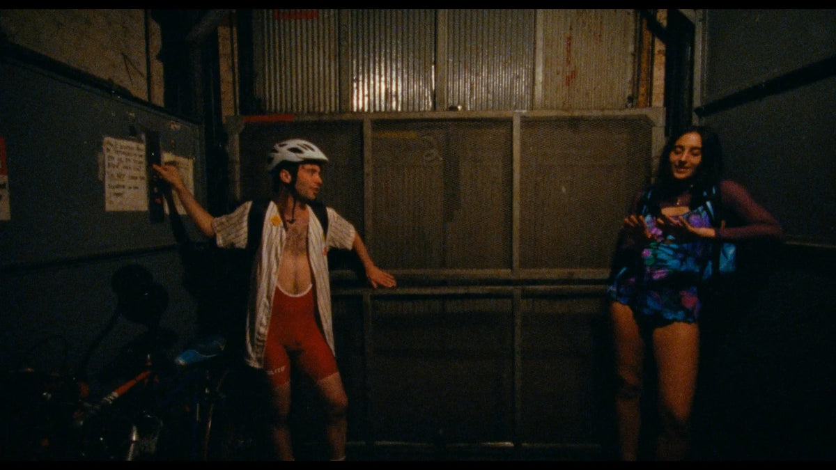 Screen grab 1 of Anything That Moves Limited Edition [Blu-ray]
