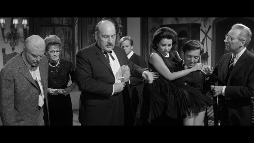 Screen grab 1 of Krimis in B&W [Blu-ray]