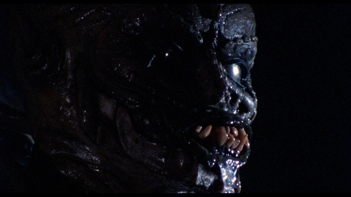 Still 5 from Scared to Death [Blu-ray Set]