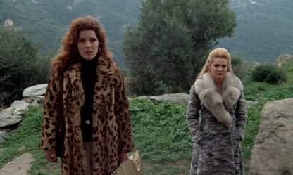 Screen grab 6 of L'insatisfaite + L'amour aux trousses [Blu-ray]