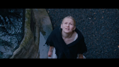 Screen grab 4 of Chambermaid [Blu-ray]