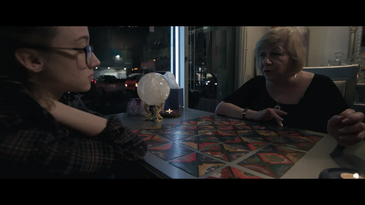 Screen grab 4 of Citizen Sleuth [Blu-ray]