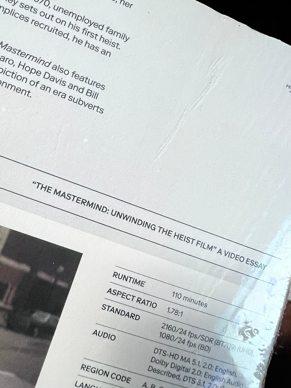 Gouges on back slipcover of Damaged | The Mastermind (UK Import) [4K Ultra HD]