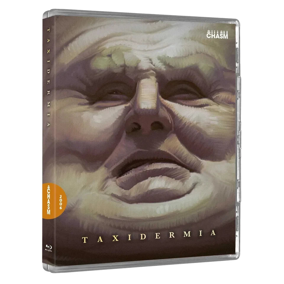 Reversible slipcover of Taxidermia (Limited Edition UK Import) [Region B Blu-ray]