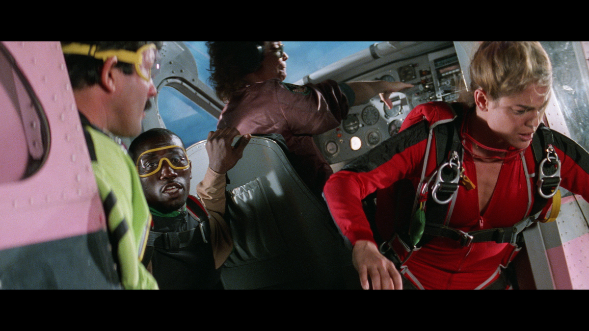 Still 3 from Drop Zone [4K Ultra HD + Blu-ray Set]