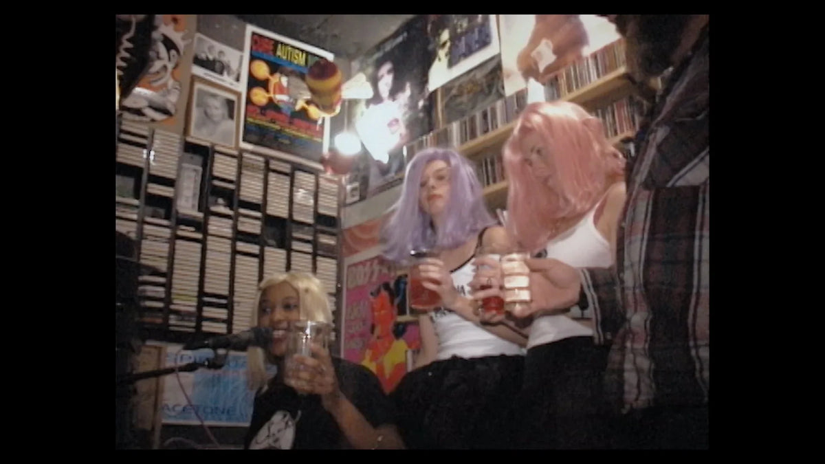 Screen grab 3 of 40 Watts from Nowhere [Blu-ray]