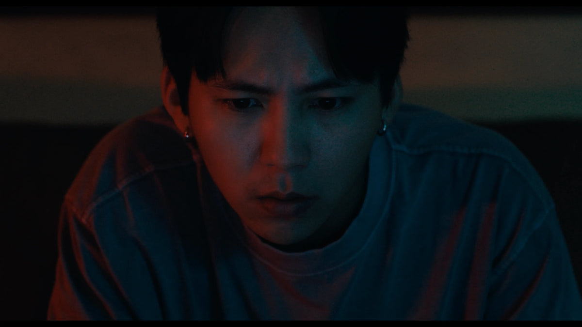 Screen grab 4 of Stranger Eyes [Blu-ray]