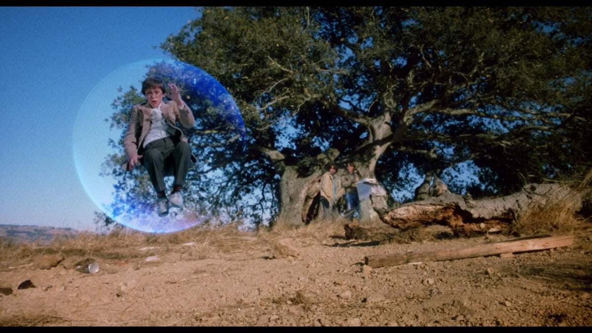 Screen grab 2 of Explorers Limited Edition [4K Ultra HD + Blu-ray]