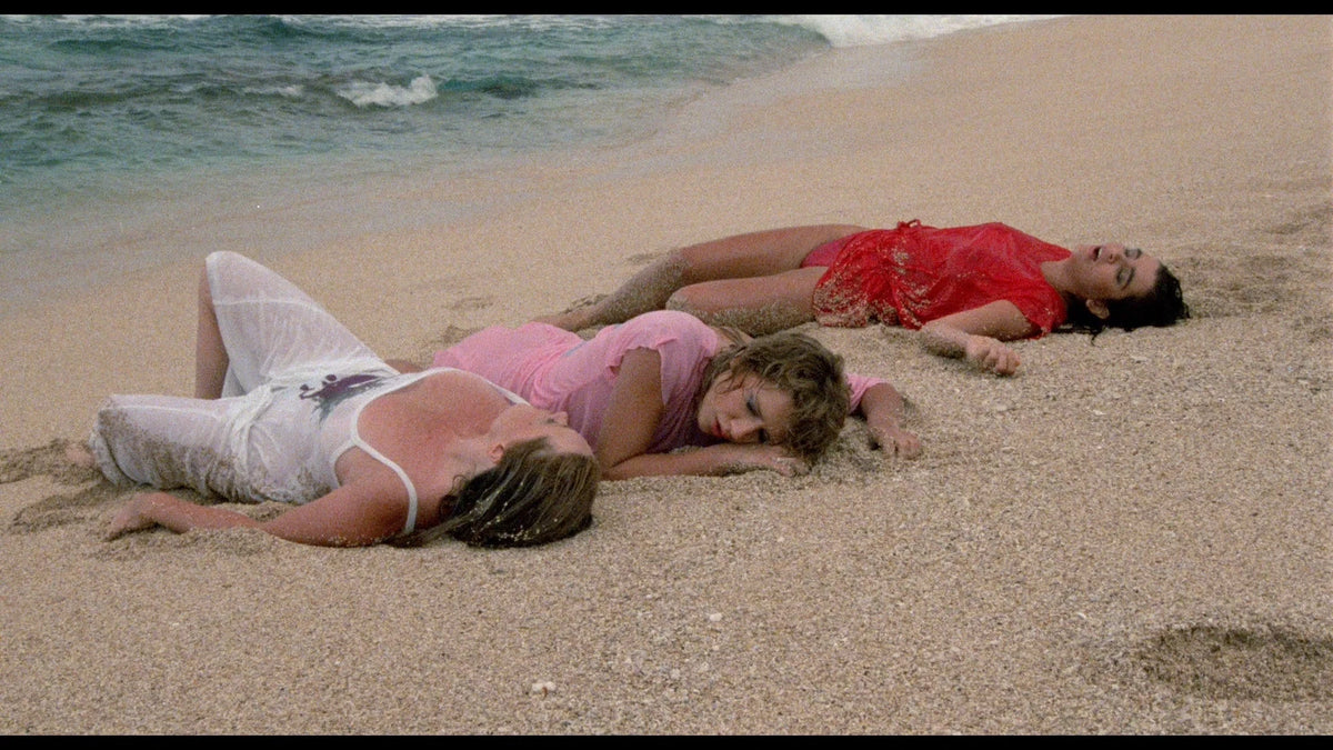 Screen grab 5 of Surrender in Paradise [Blu-ray]