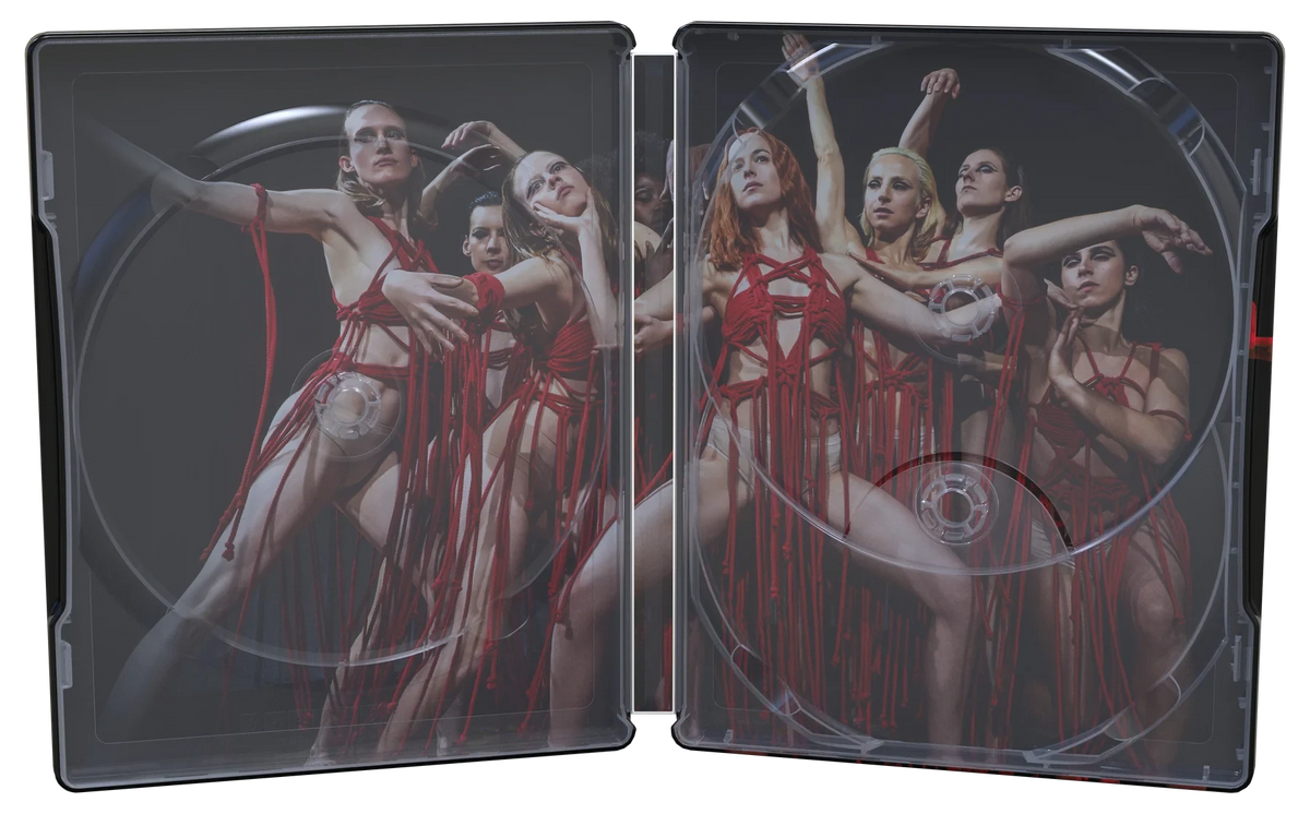 Inside steelbook of Suspiria (2018) Steelbook Lenticular [4K Ultra HD + Blu-ray] (Australian Import)