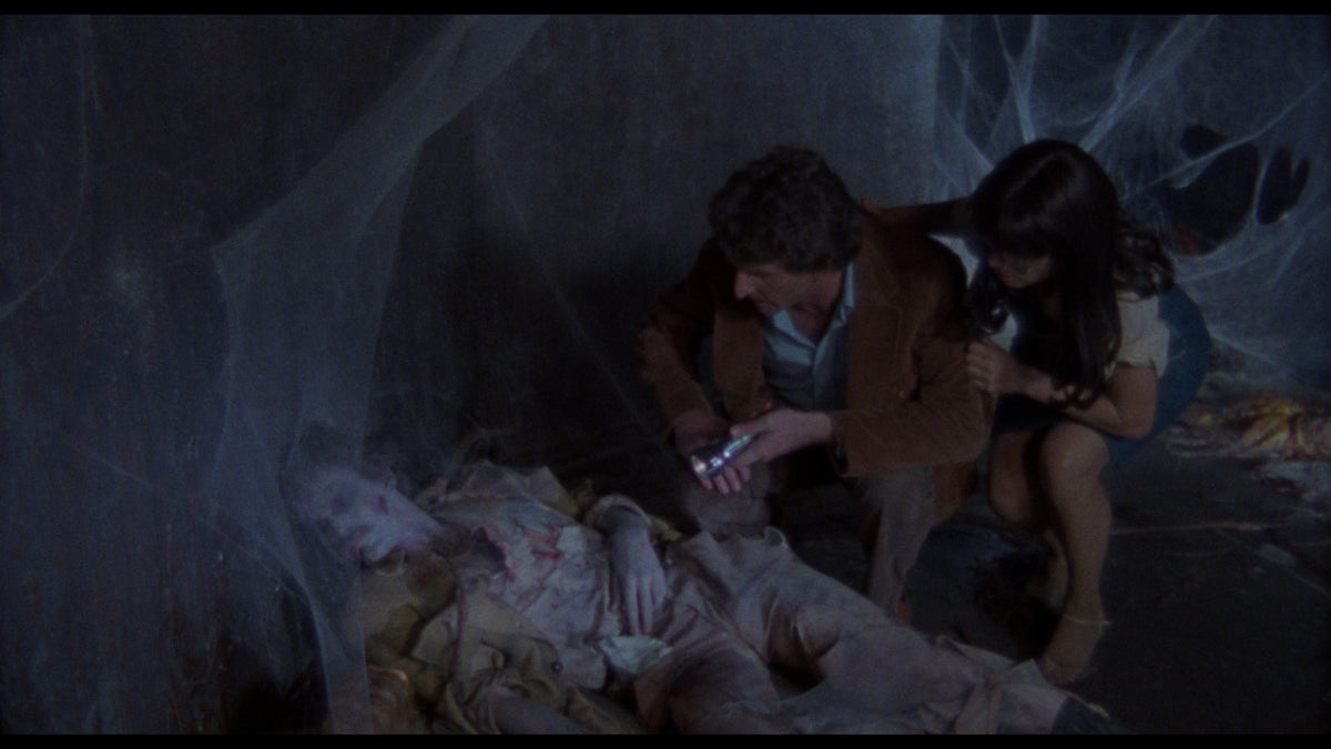 Still 1 from Scared to Death [Blu-ray Set]