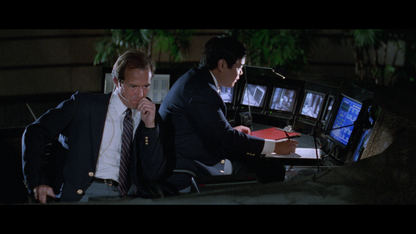 Still 2 from Drop Zone [4K Ultra HD + Blu-ray Set]