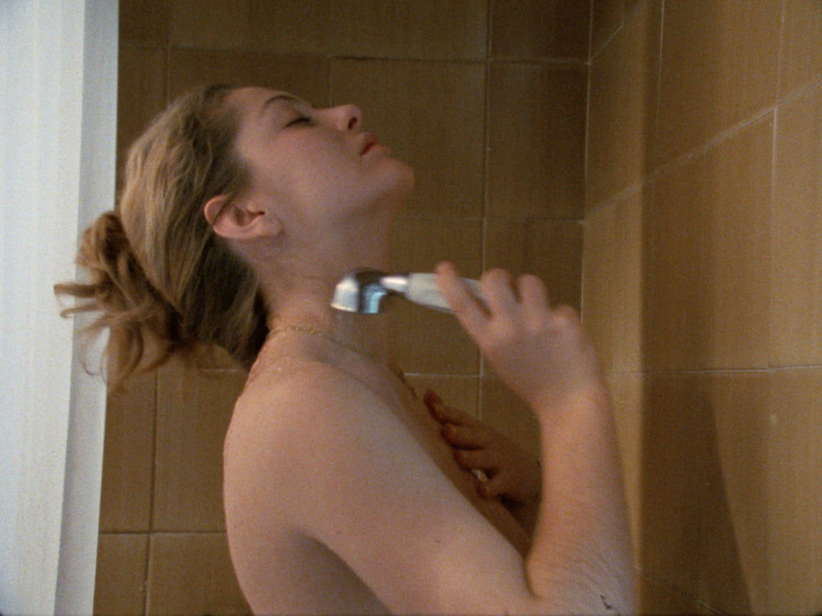 Screen grab 1 of The Murder Secret/The Murder Secret Variant [4K Ultra HD + Blu-ray]