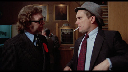Screen grab 4 of Badge 373 [Blu-ray]