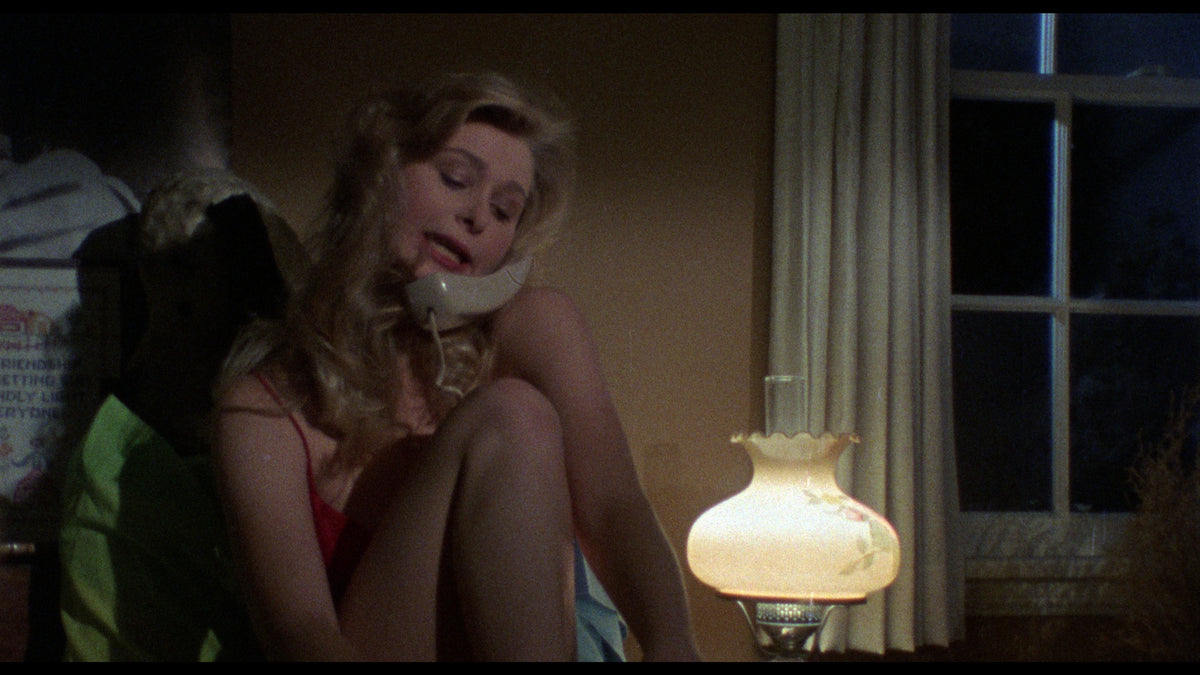 Still 3 from Scared to Death [Blu-ray Set]