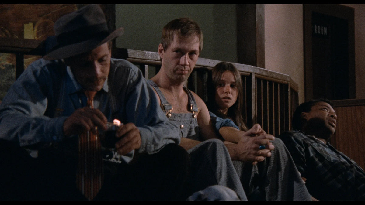 Screen grab 5 of Boxcar Bertha [4K Ultra HD + Blu-ray]