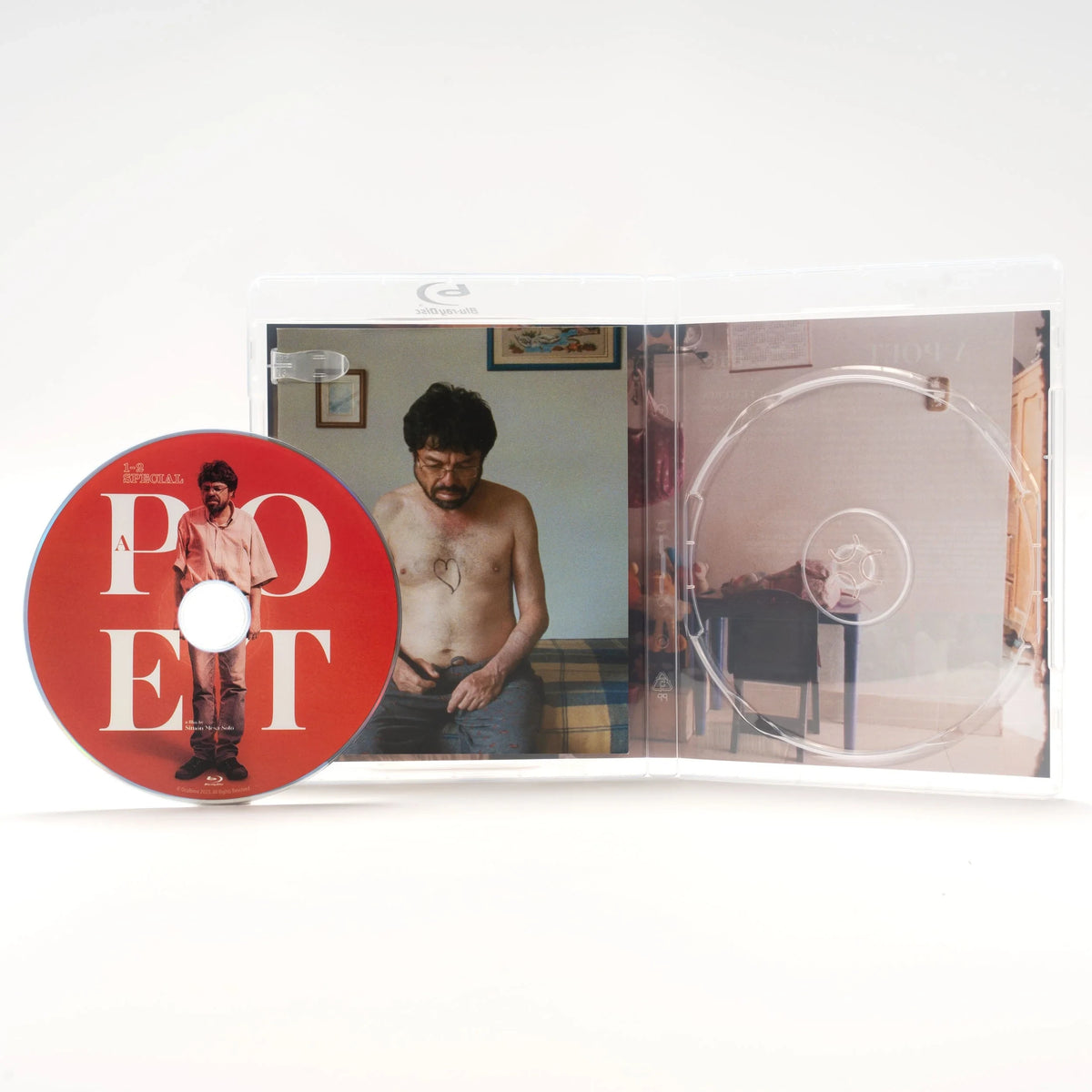 Open case showing disc art of A Poet Limited Edition [Blu-ray]