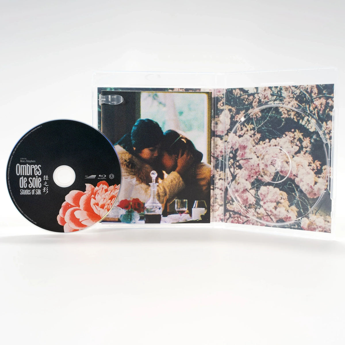 Open case of Ombres de soie [Blu-ray]