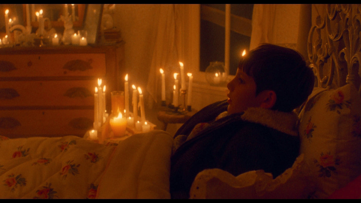Screen grab 3 of Lady in White [4K Ultra HD + Blu-ray]