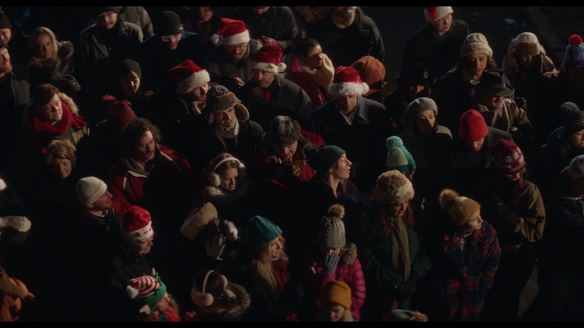 Screen grab 3 of Christmas Eve In Miller's Point [Blu-ray]