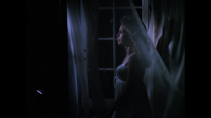 Screen grab 1 of The Stranger Within [Blu-ray]