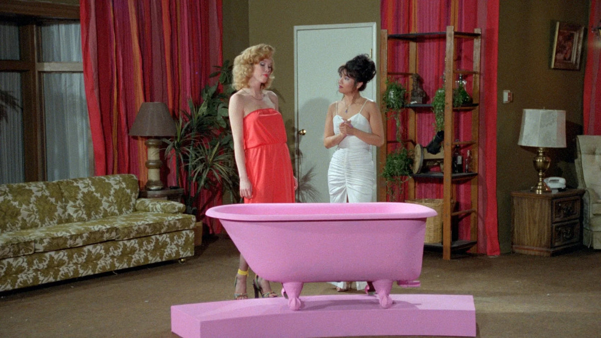 Screen grab 6 of Mai Lin Vs Serena + Oriental Hawaii + Las Vegas Girls [Blu-ray]