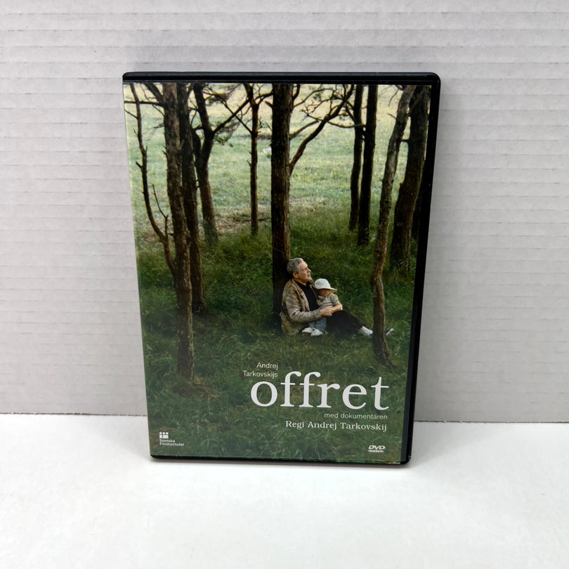 Front cover of Offret aka The Sacrifice (Swedish, Region 2) [DVD]