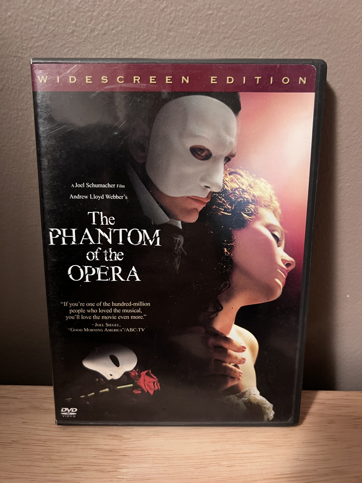 The Phantom of the Opera (2004): Widescreen - front
