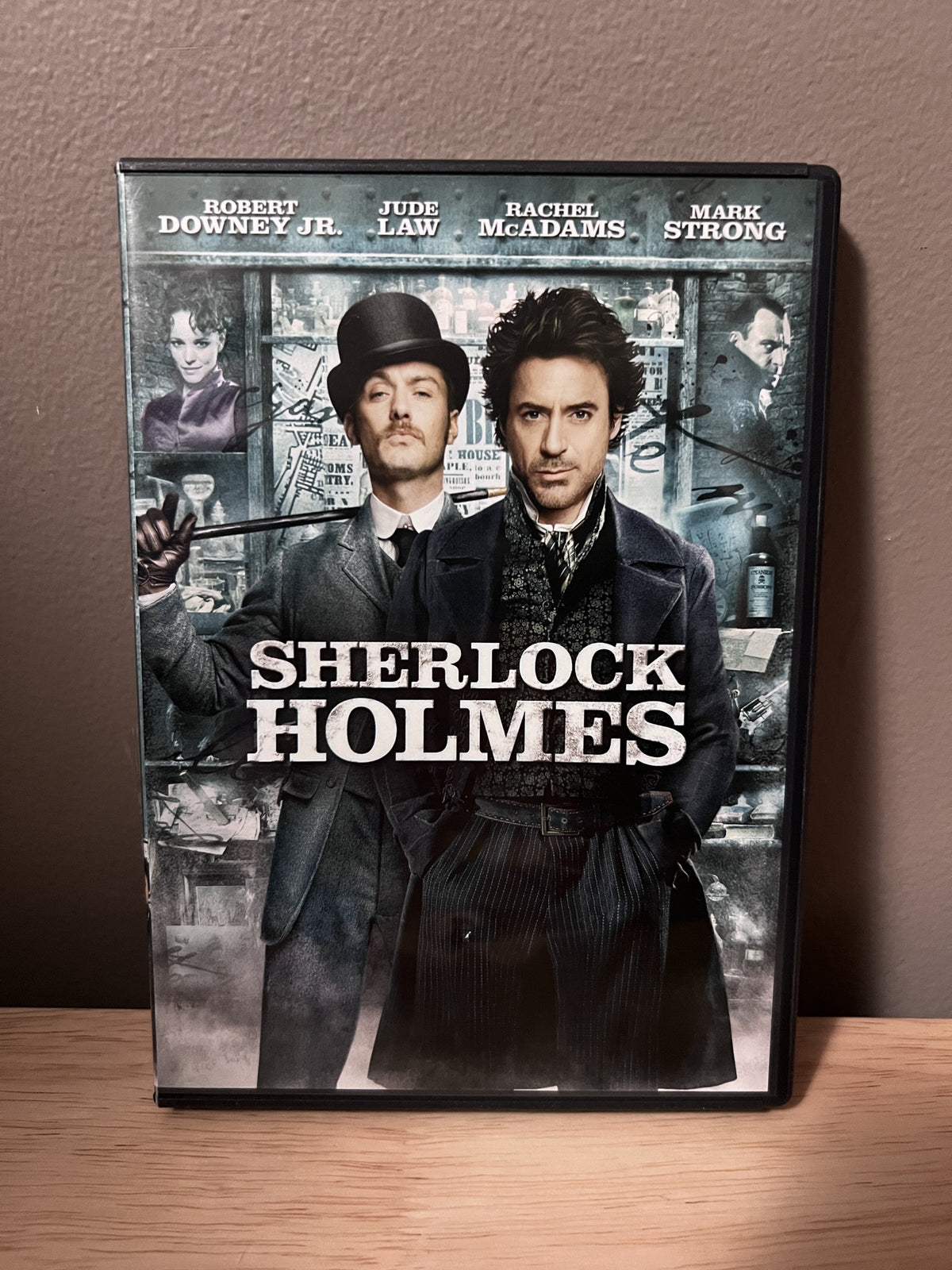 Sherlock Holmes (2009) - front