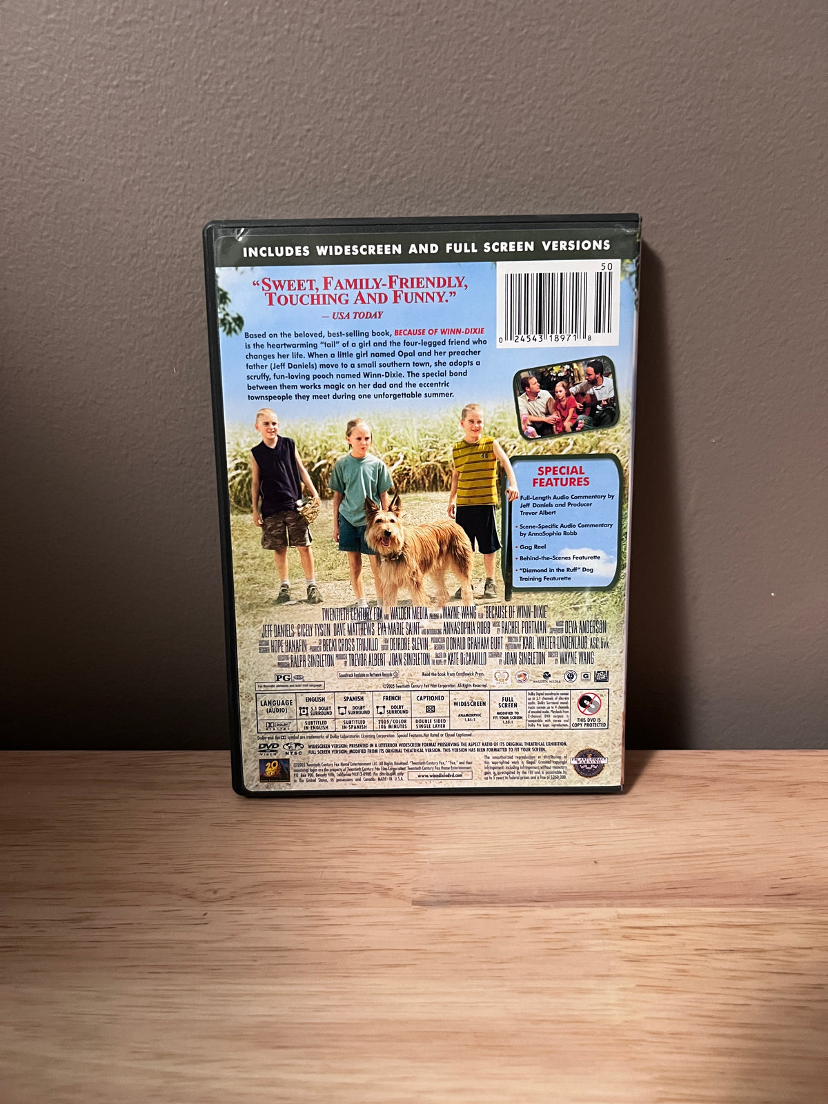 Back cover of Because of Winn-Dixie DVD