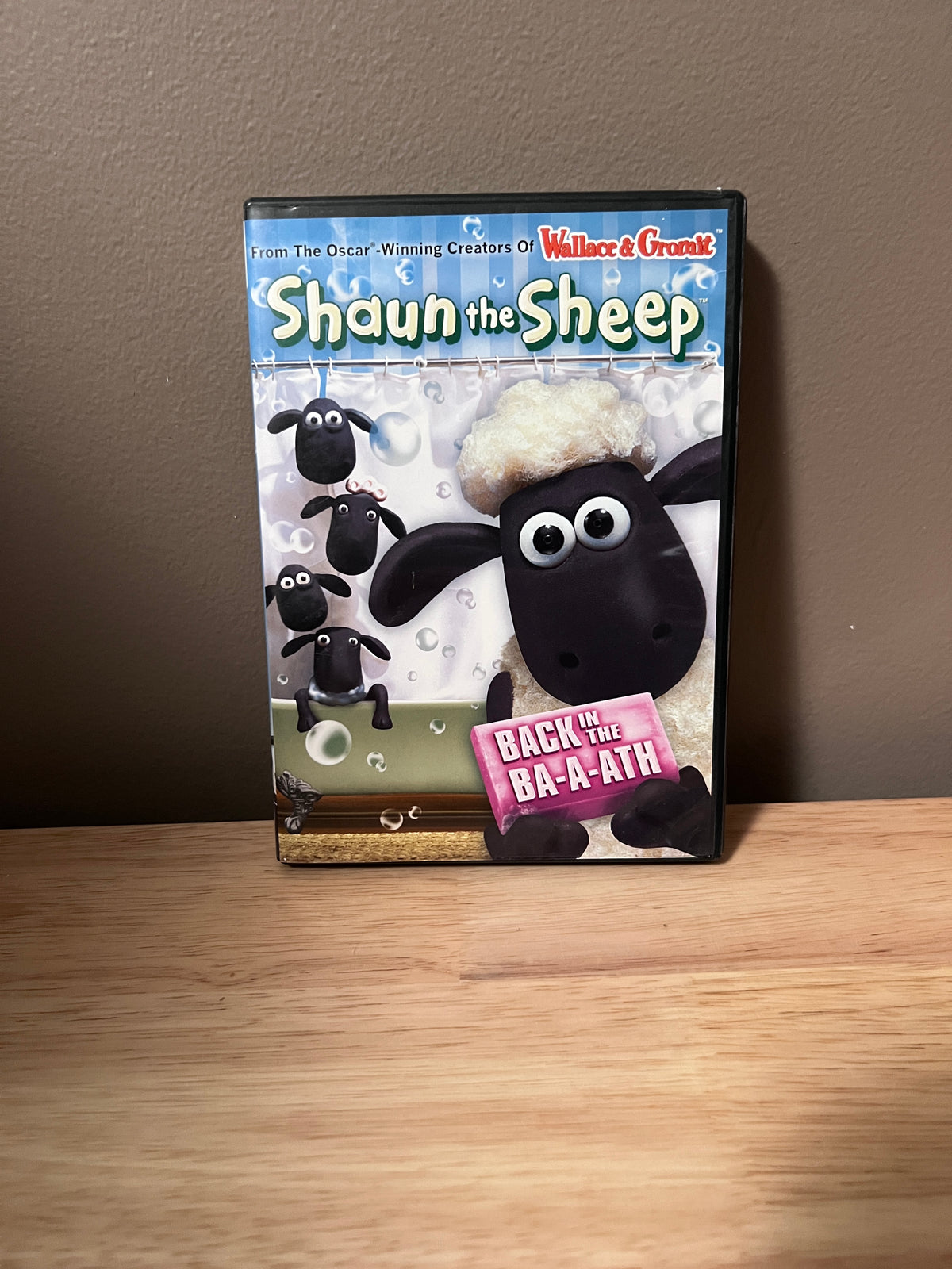 Front cover of Shaun the Sheep: Back in the Ba-a-ath DVD