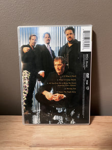 Rear / packaging view of The Mavericks: The Best of DVD