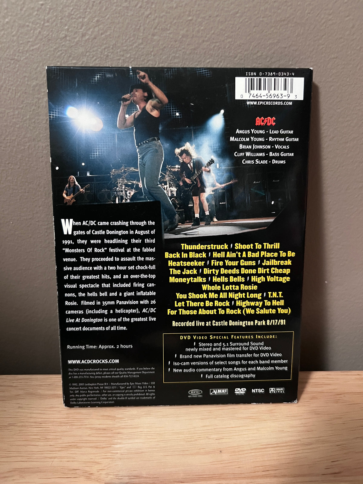 Rear / packaging view of AC/DC: Live at Donington DVD