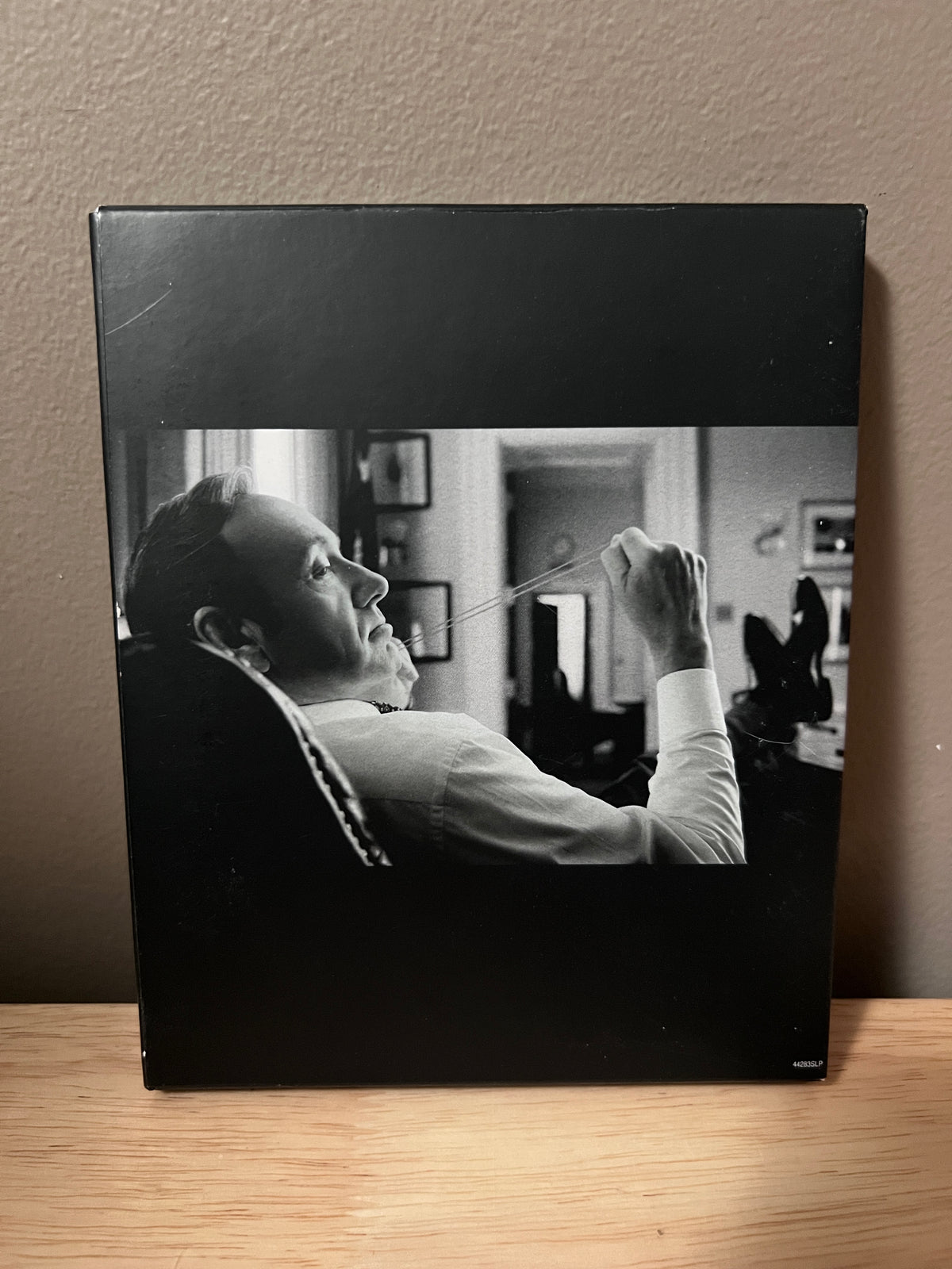 Rear / packaging view of House of Cards: Volume Two Blu-ray