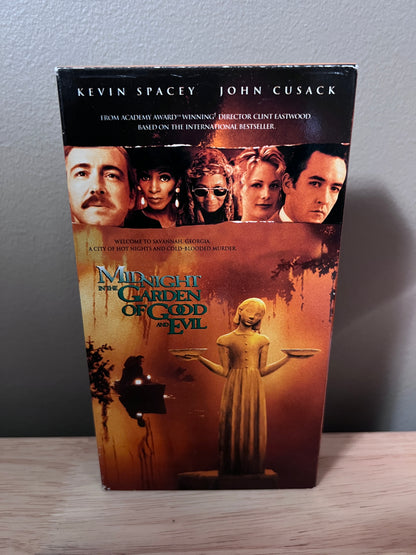 Front packaging of Midnight in the Garden of Good and Evil VHS