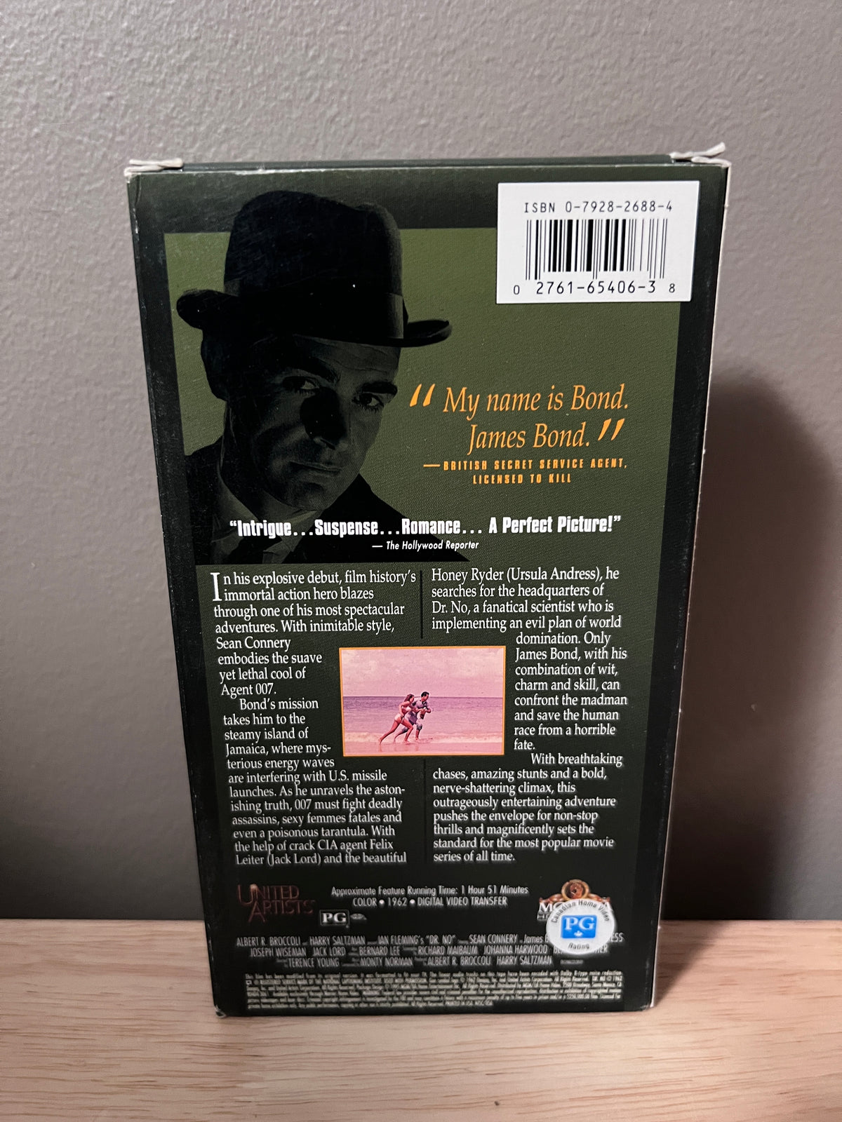 Back packaging of Dr. No: The James Bond 007 Collection VHS