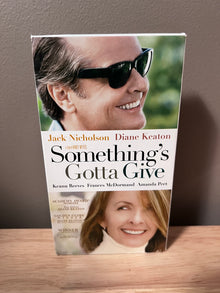 Front packaging of Something's Gotta Give VHS
